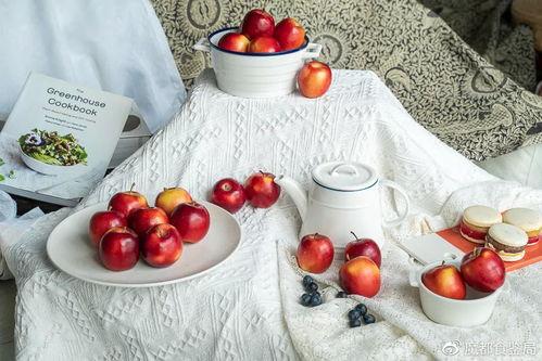 过年吃瓜喝茶,过年吃瓜喝茶的温馨时光