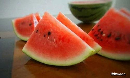 吃瓜专用勺切块,尽在吃瓜专用勺切块新体验